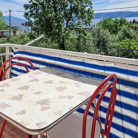 Awesome In With Kitchen Apartment